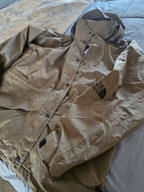 VTG The North Face Gore-Tex Mountain Light Parka Jacket Olive Green Women’s L